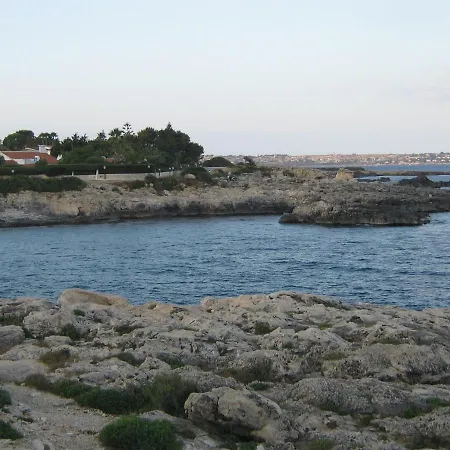 Asparan In Full Relaxing Seafront Villa Ognina