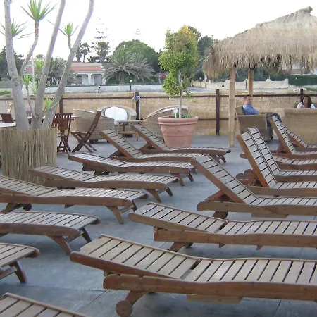 Villa Asparan In Full Relaxing Seafront Ognina
